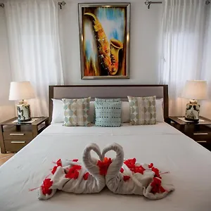 Rolando Share Punta Cana